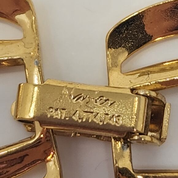 Napier Gold Tone Fancy Chain Link Necklace Collar Vintage Costume Classic Career - Picture 4 of 5